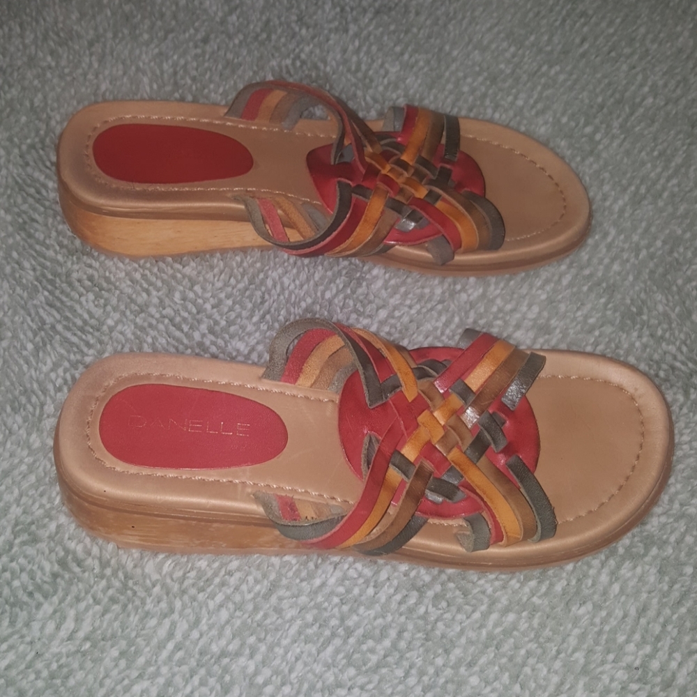 Sandals - Picture 2 of 5